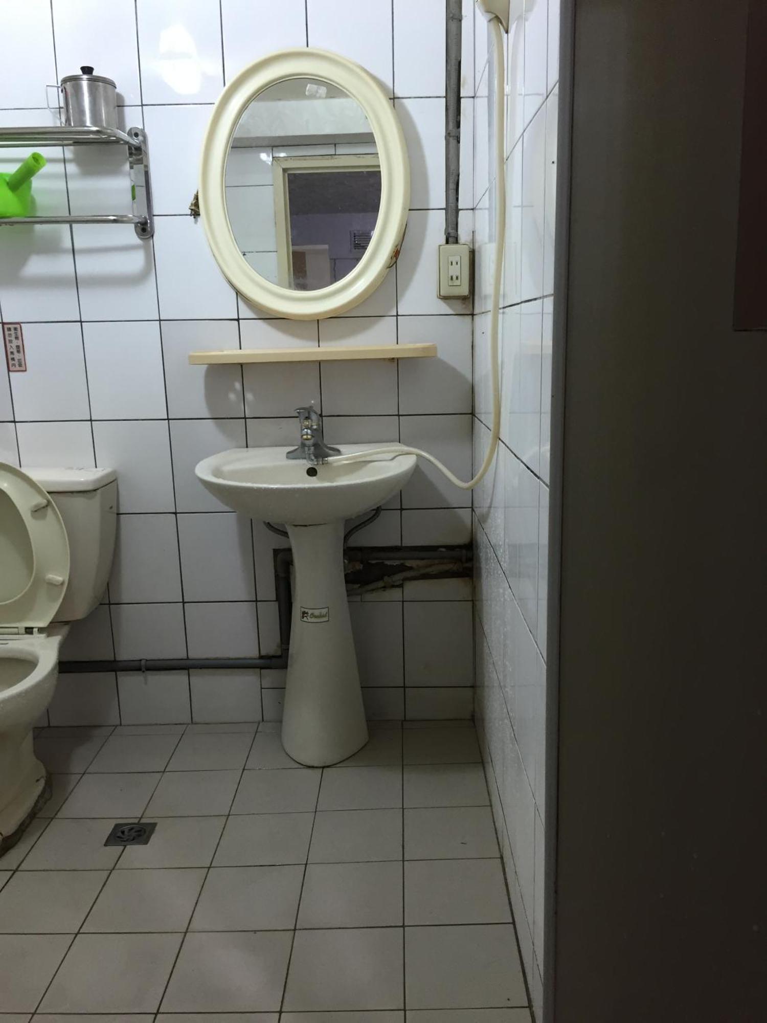 Chia Rong Hostel Taipei Exterior photo