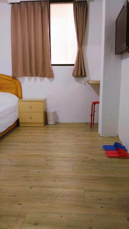 Chia Rong Hostel Taipei Exterior photo