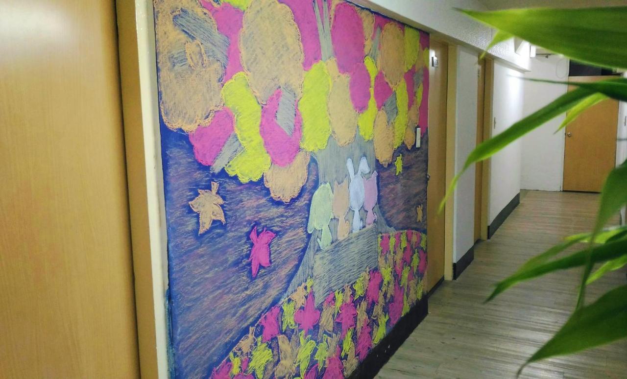 Chia Rong Hostel Taipei Exterior photo